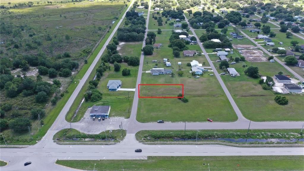 На продажу: $25,500 (0.24 acres)