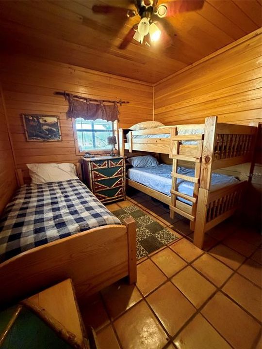 For Sale: $2,650,000 (3 beds, 2 baths, 1200 Square Feet)