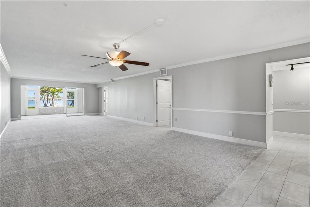 Active With Contract: $325,000 (3 beds, 2 baths, 2210 Square Feet)