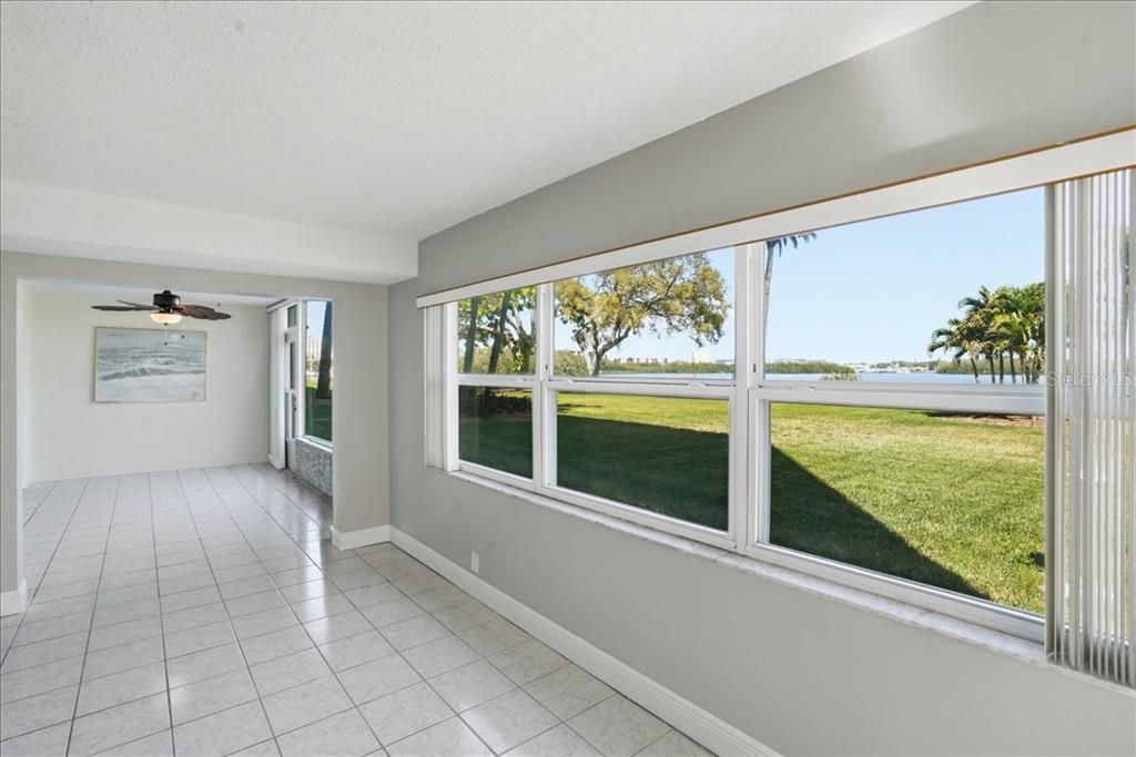 Active With Contract: $325,000 (3 beds, 2 baths, 2210 Square Feet)
