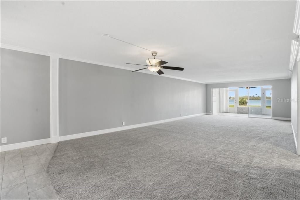 Active With Contract: $325,000 (3 beds, 2 baths, 2210 Square Feet)