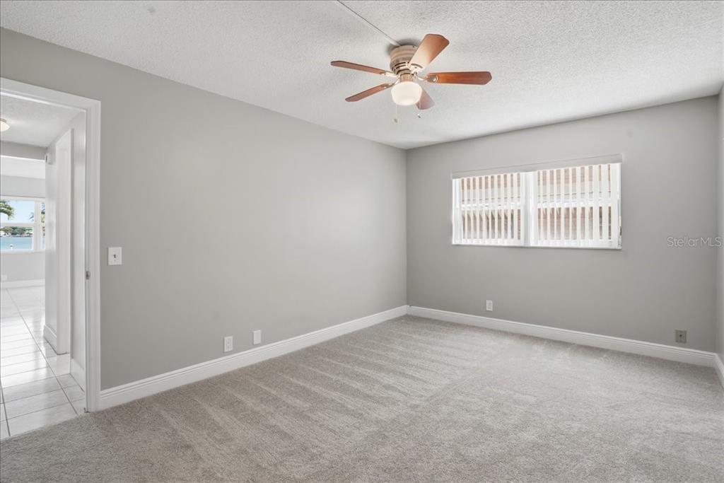 Active With Contract: $325,000 (3 beds, 2 baths, 2210 Square Feet)