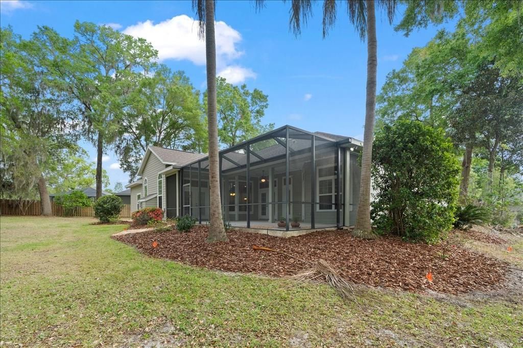 Activo con contrato: $550,000 (4 camas, 3 baños, 2718 Pies cuadrados)