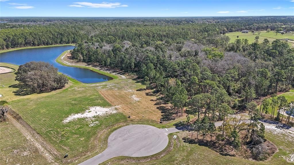 En Venta: $265,000 (0.90 acres)