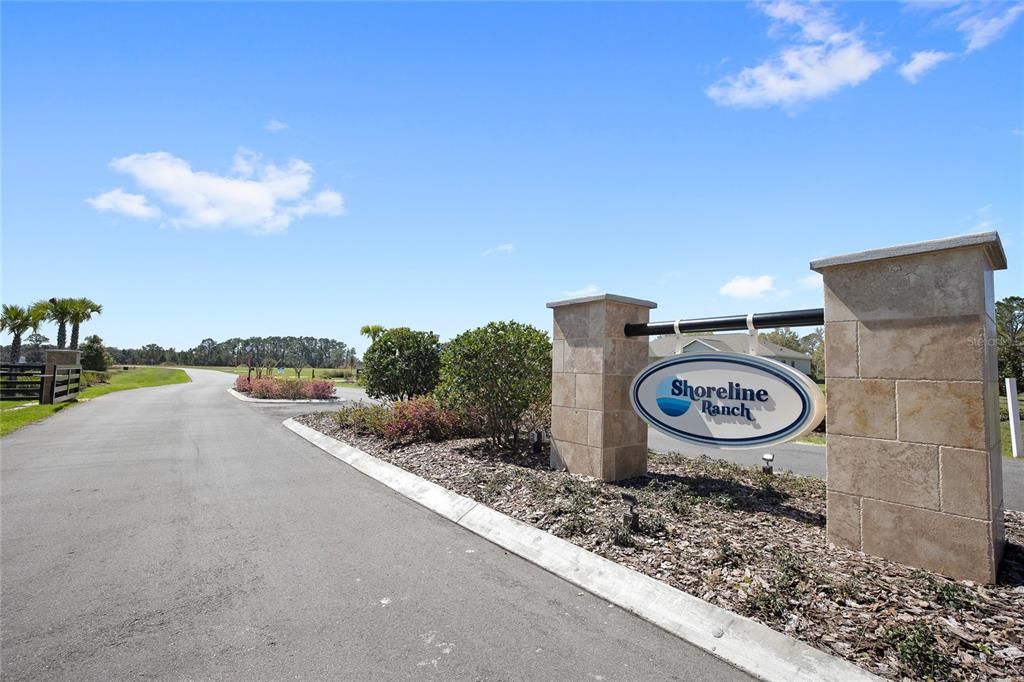 En Venta: $265,000 (0.90 acres)