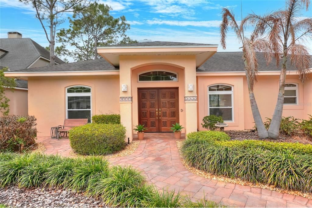 Active With Contract: $442,000 (3 beds, 2 baths, 2433 Square Feet)
