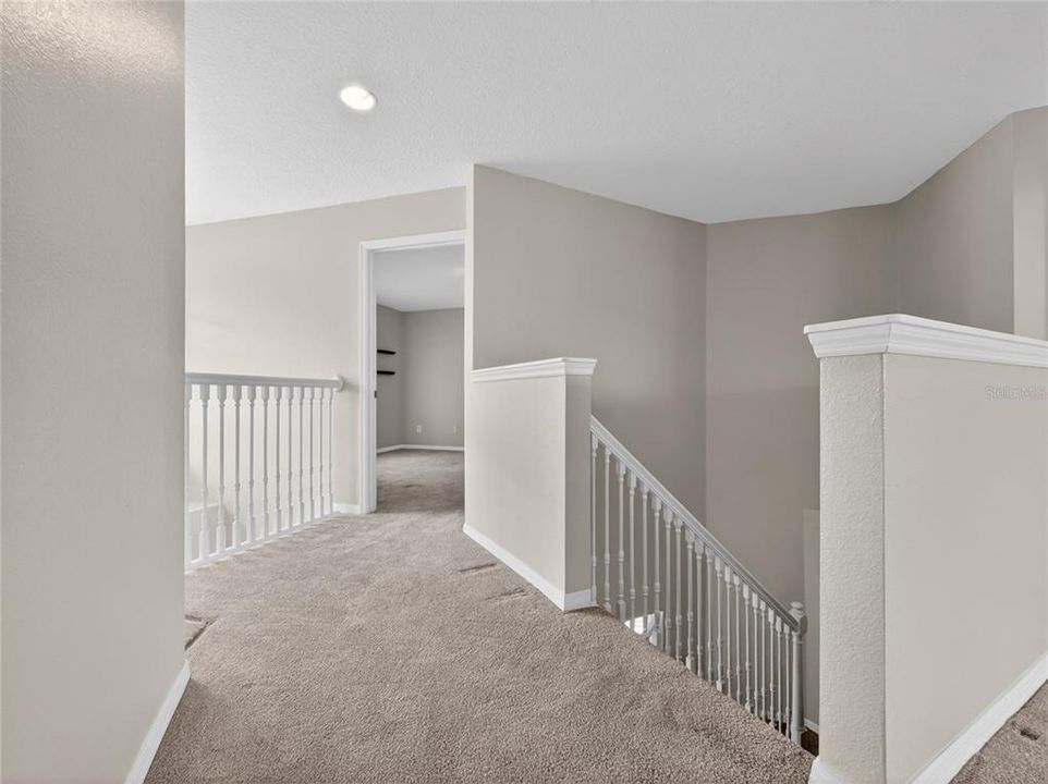 Activo con contrato: $689,900 (5 camas, 3 baños, 3540 Pies cuadrados)