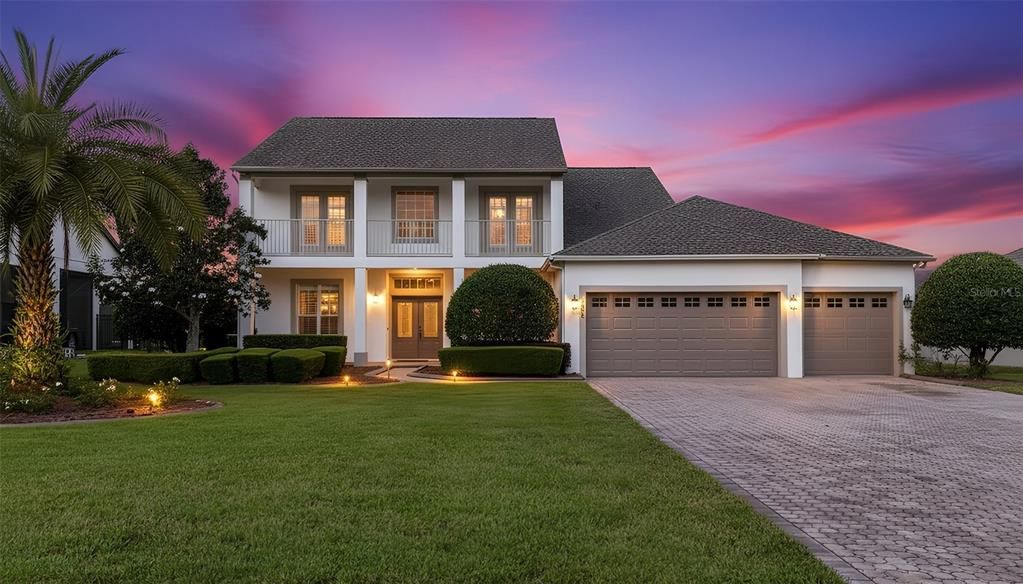 Activo con contrato: $689,900 (5 camas, 3 baños, 3540 Pies cuadrados)