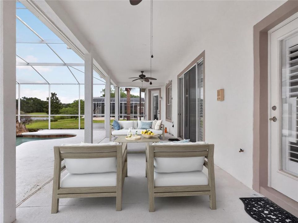 Activo con contrato: $689,900 (5 camas, 3 baños, 3540 Pies cuadrados)