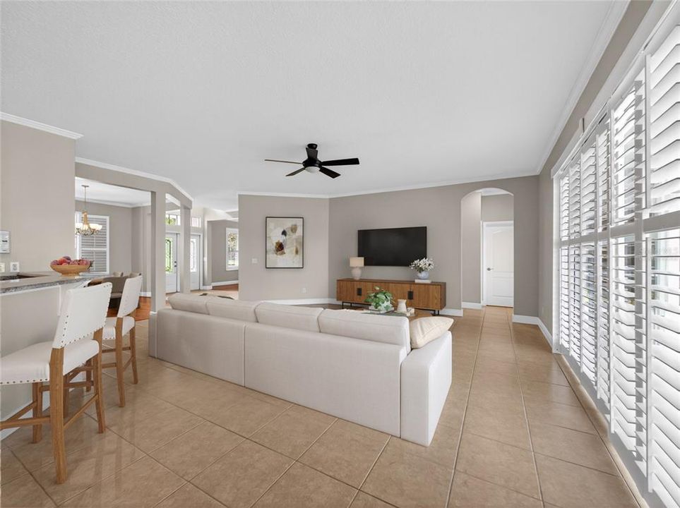 Activo con contrato: $689,900 (5 camas, 3 baños, 3540 Pies cuadrados)