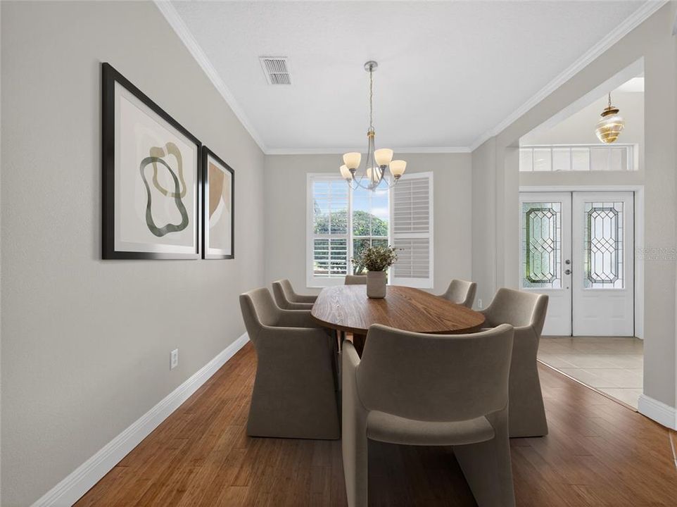 Activo con contrato: $689,900 (5 camas, 3 baños, 3540 Pies cuadrados)
