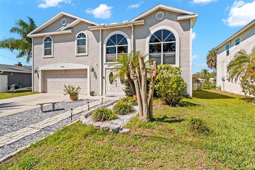 For Sale: $495,000 (3 beds, 2 baths, 1575 Square Feet)