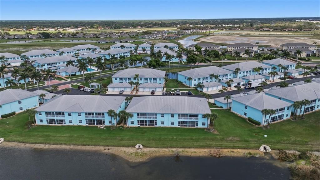 For Sale: $237,500 (2 beds, 2 baths, 1168 Square Feet)