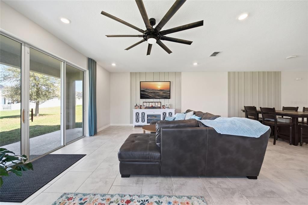 For Sale: $576,500 (5 beds, 3 baths, 3663 Square Feet)