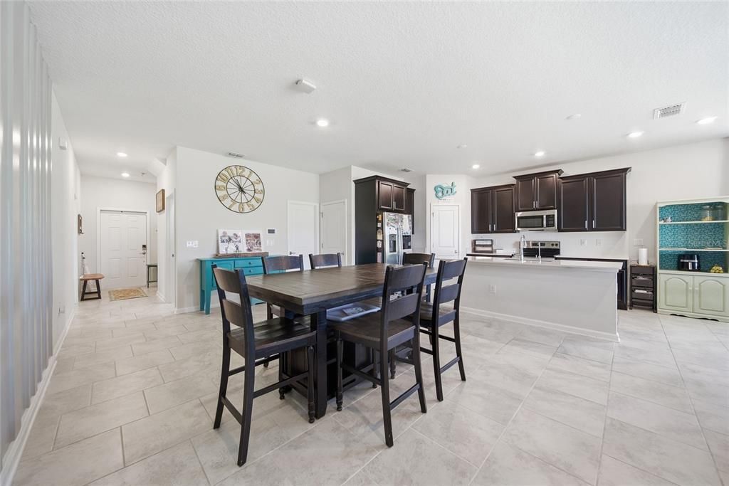 For Sale: $576,500 (5 beds, 3 baths, 3663 Square Feet)