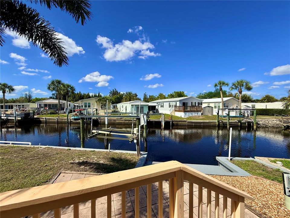 For Sale: $164,000 (2 beds, 2 baths, 1128 Square Feet)