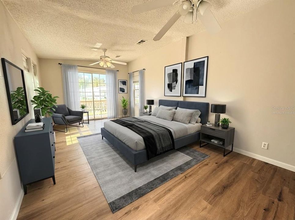 For Sale: $164,000 (2 beds, 2 baths, 1128 Square Feet)