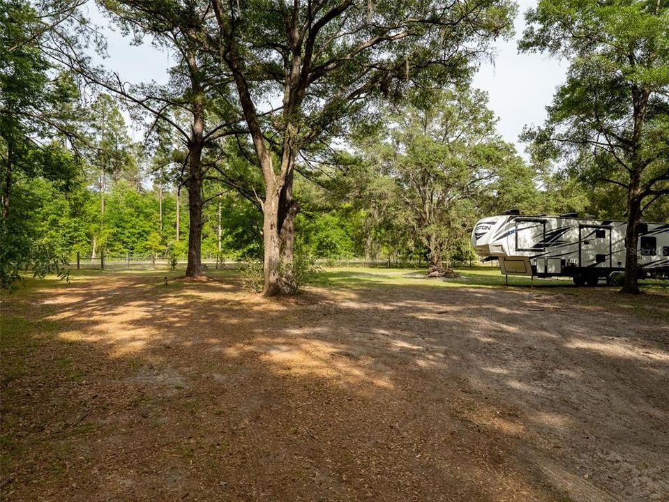 En Venta: $495,000 (4 camas, 3 baños, 2458 Pies cuadrados)