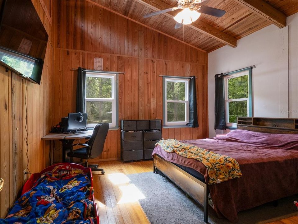 En Venta: $495,000 (4 camas, 3 baños, 2458 Pies cuadrados)