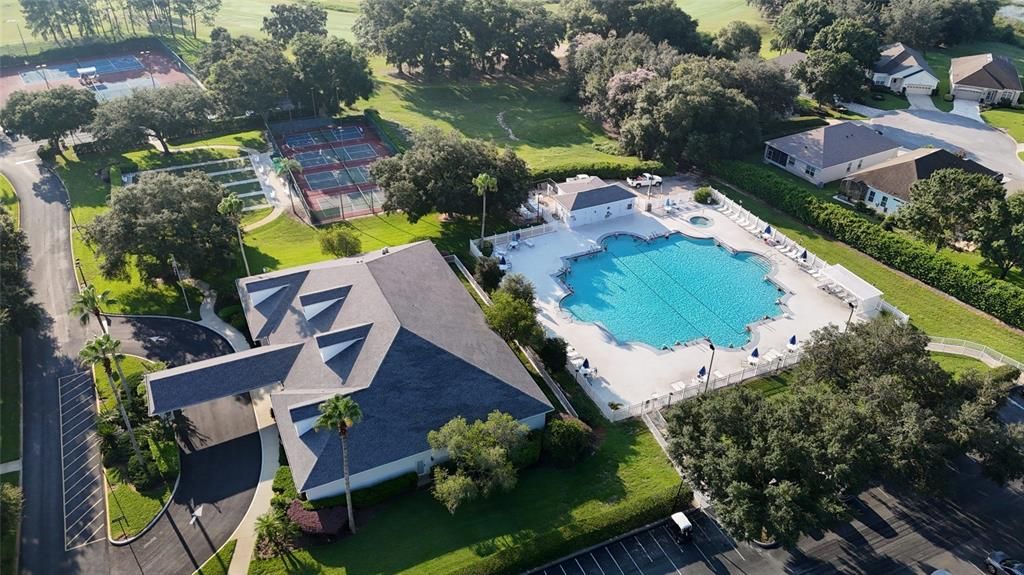 Activo con contrato: $225,000 (2 camas, 2 baños, 1418 Pies cuadrados)