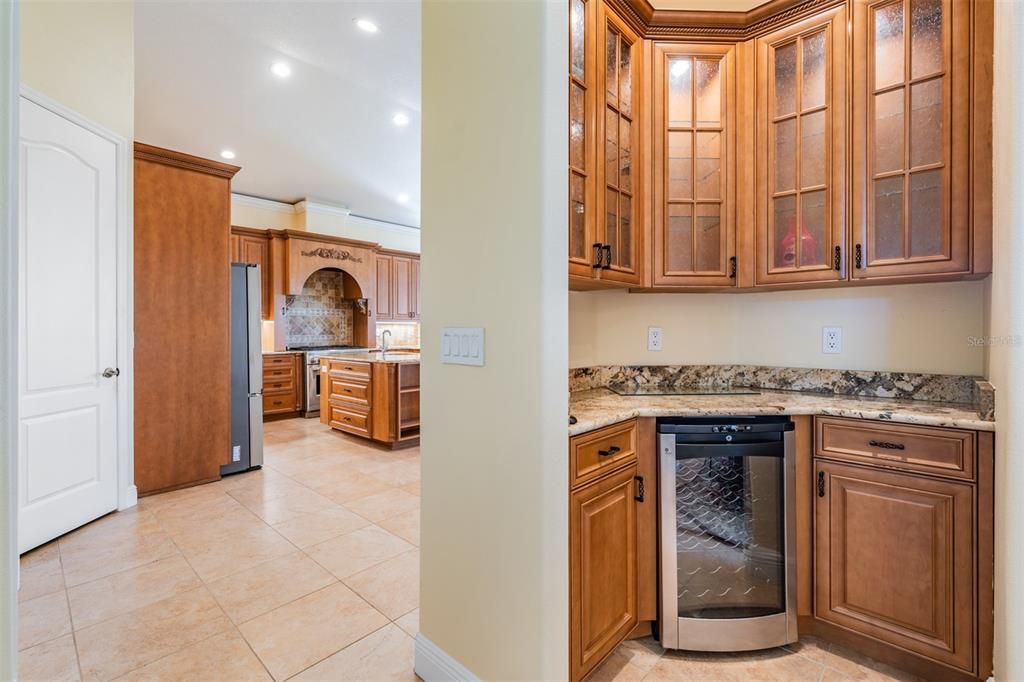 En Venta: $1,249,900 (4 camas, 4 baños, 3833 Pies cuadrados)