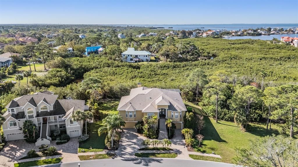 En Venta: $1,249,900 (4 camas, 4 baños, 3833 Pies cuadrados)