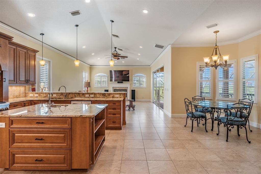En Venta: $1,249,900 (4 camas, 4 baños, 3833 Pies cuadrados)
