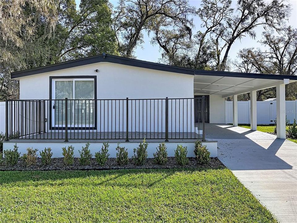 Activo con contrato: $259,900 (3 camas, 2 baños, 960 Pies cuadrados)