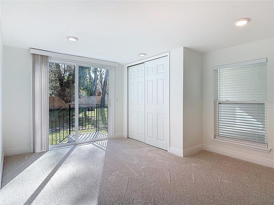 Activo con contrato: $259,900 (3 camas, 2 baños, 960 Pies cuadrados)