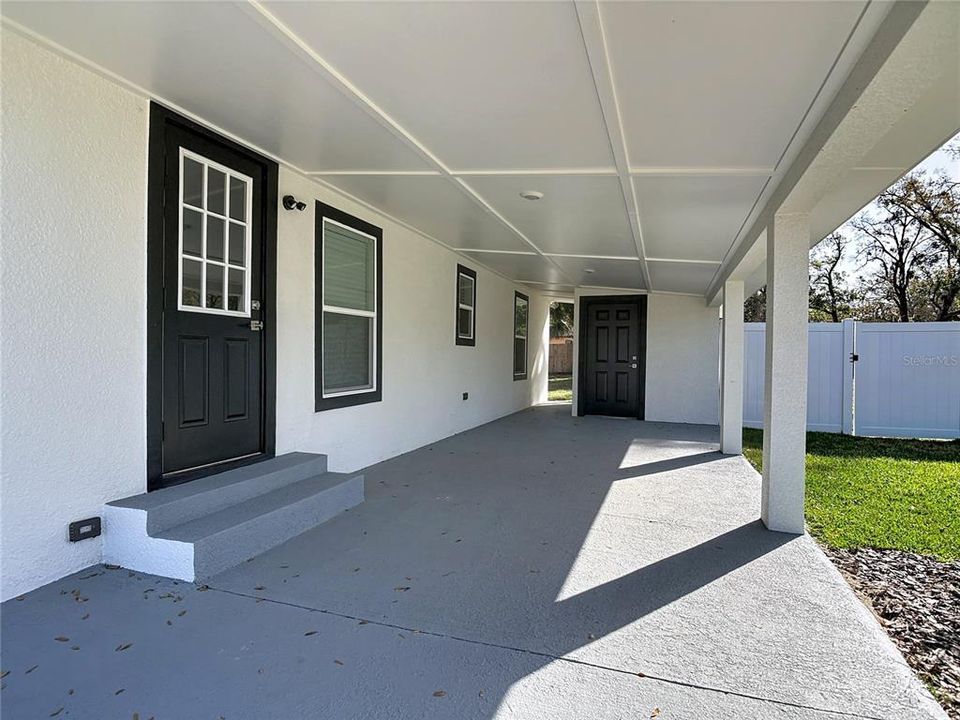 Activo con contrato: $259,900 (3 camas, 2 baños, 960 Pies cuadrados)