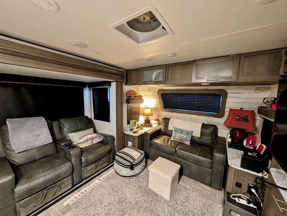 待售: $148,000 (0.10 acres)