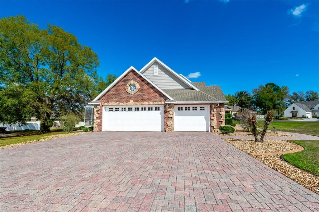 En Venta: $875,000 (3 camas, 3 baños, 3467 Pies cuadrados)