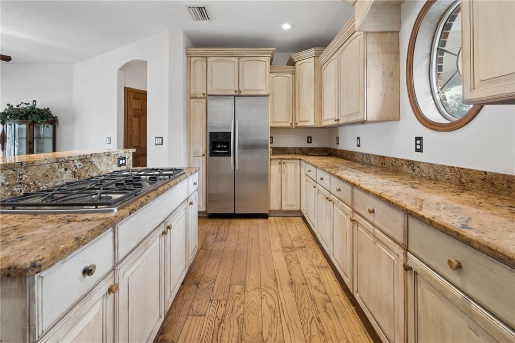 En Venta: $875,000 (3 camas, 3 baños, 3467 Pies cuadrados)