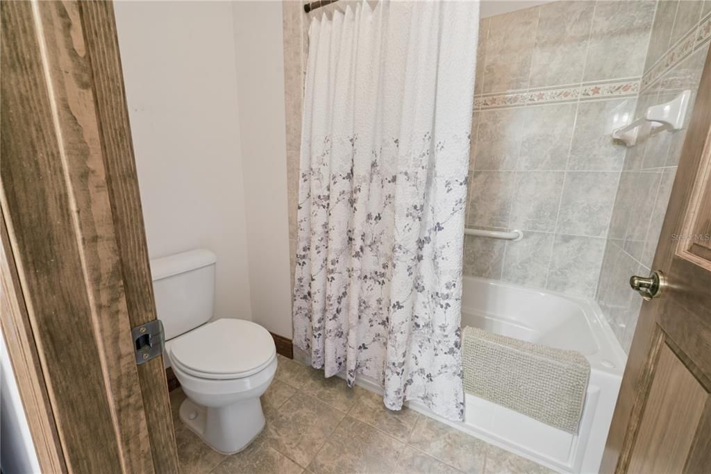 En Venta: $875,000 (3 camas, 3 baños, 3467 Pies cuadrados)