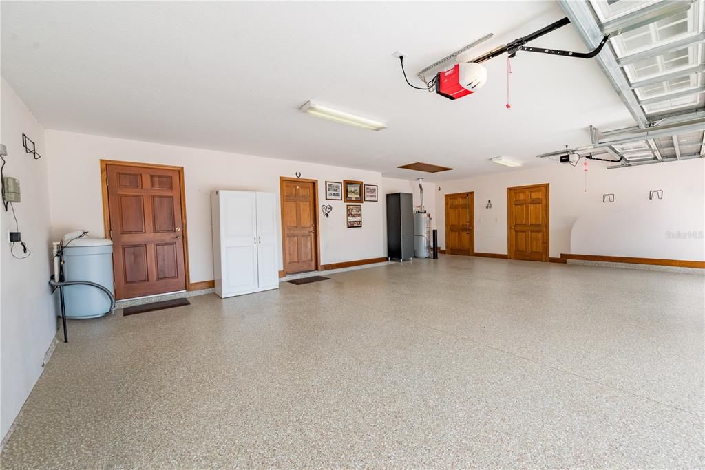 En Venta: $875,000 (3 camas, 3 baños, 3467 Pies cuadrados)