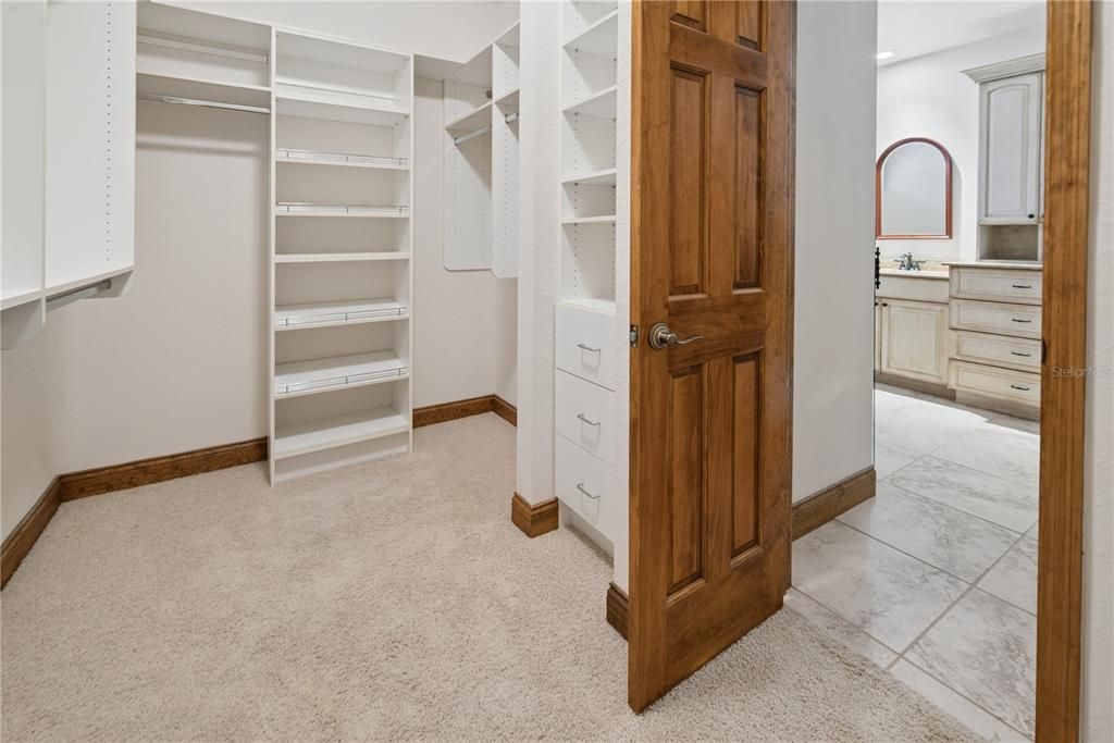 En Venta: $875,000 (3 camas, 3 baños, 3467 Pies cuadrados)