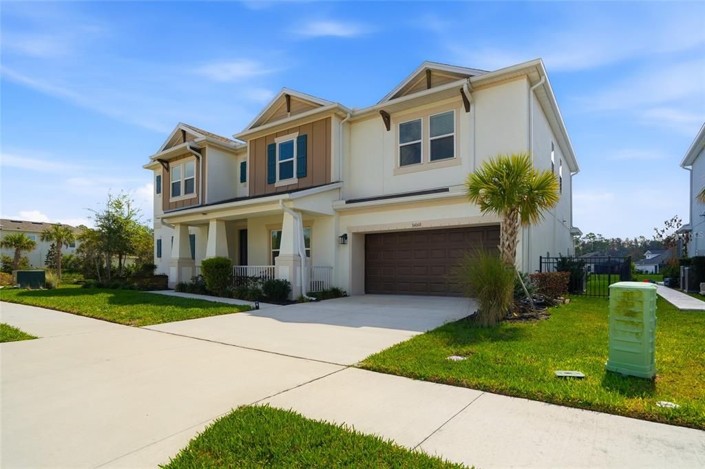 For Sale: $978,000 (6 beds, 4 baths, 4181 Square Feet)