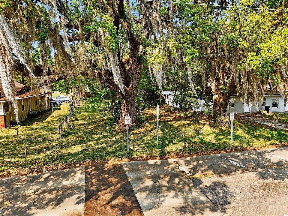 En Venta: $57,000 (0.14 acres)