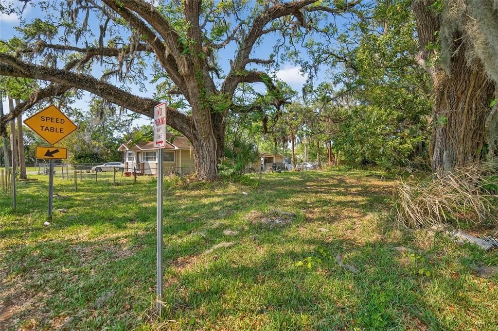 En Venta: $57,000 (0.14 acres)