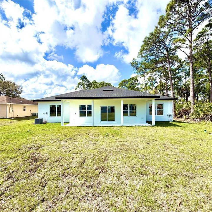 For Sale: $364,990 (3 beds, 3 baths, 1894 Square Feet)