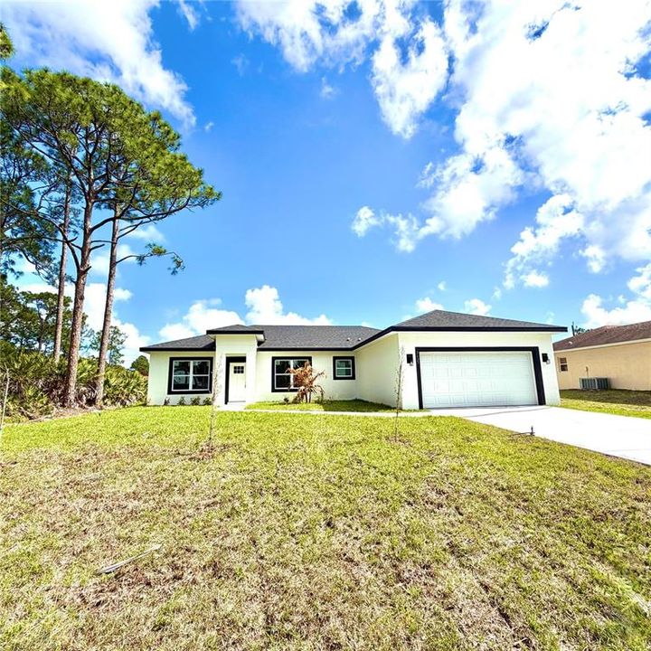 For Sale: $364,990 (3 beds, 3 baths, 1894 Square Feet)