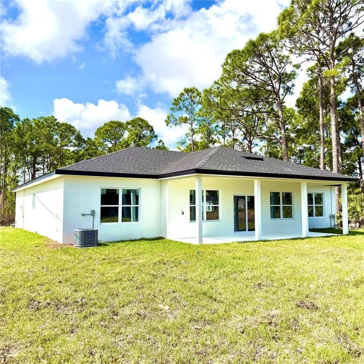 For Sale: $364,990 (3 beds, 3 baths, 1894 Square Feet)