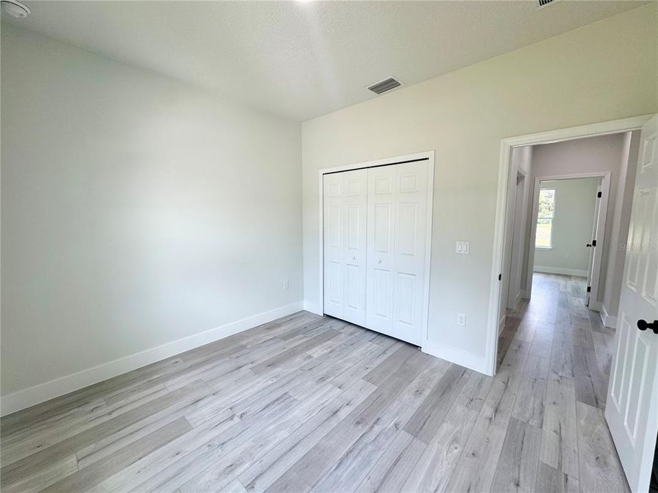 For Sale: $364,990 (3 beds, 3 baths, 1894 Square Feet)