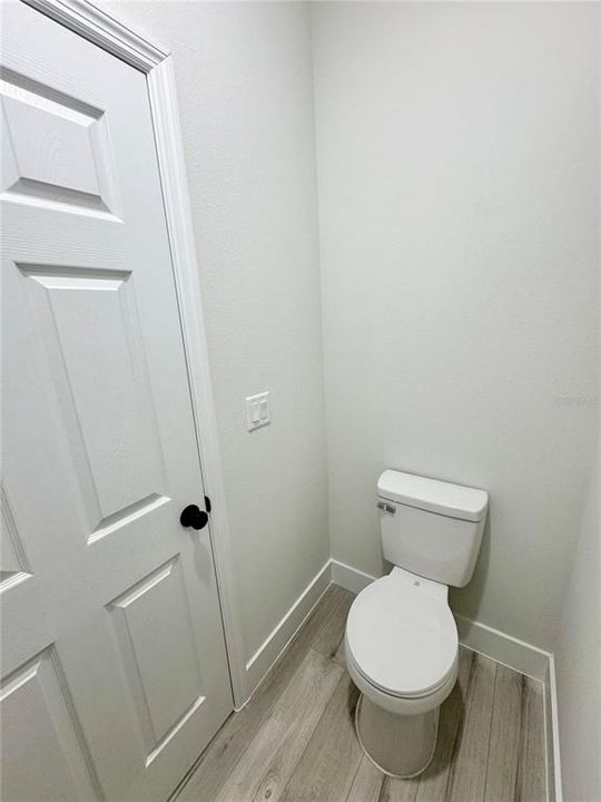 For Sale: $364,990 (3 beds, 3 baths, 1894 Square Feet)