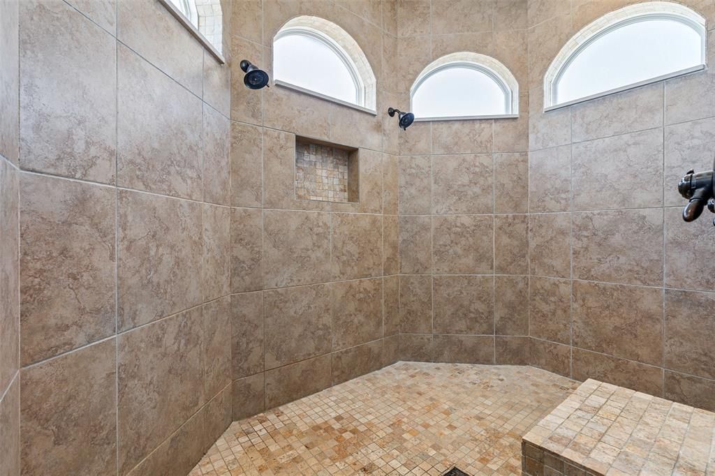На продажу: $699,000 (4 спален, 3 ванн, 3400 Квадратных фут)