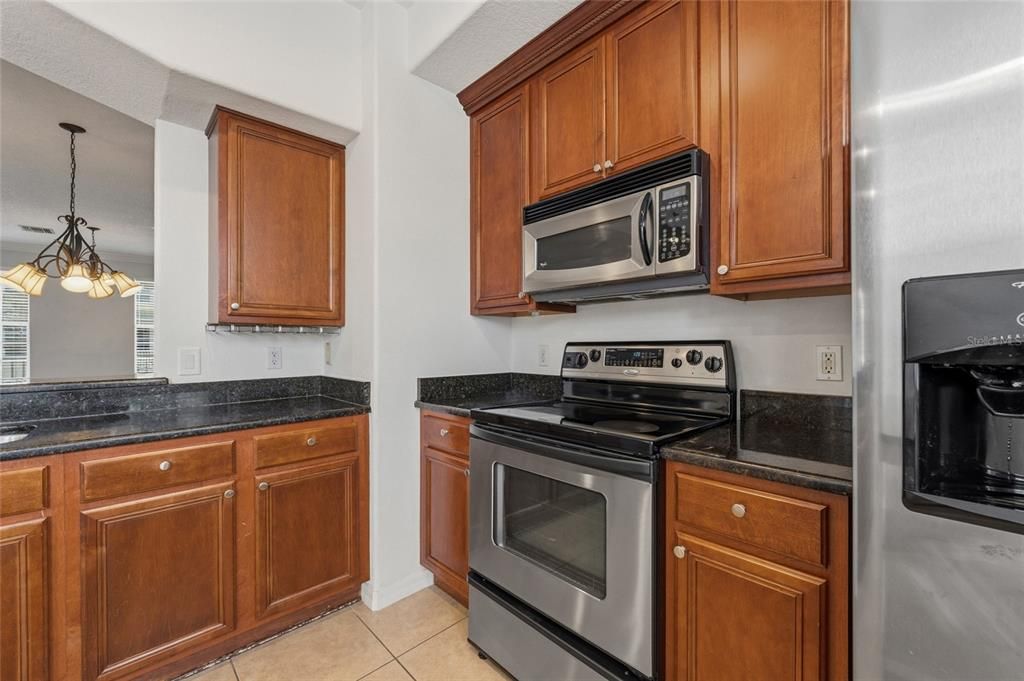 En Venta: $595,000 (3 camas, 3 baños, 1994 Pies cuadrados)