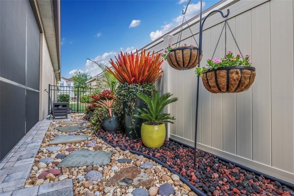 Activo con contrato: $499,000 (3 camas, 2 baños, 1970 Pies cuadrados)