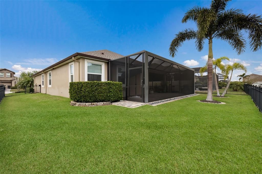 Activo con contrato: $499,000 (3 camas, 2 baños, 1970 Pies cuadrados)