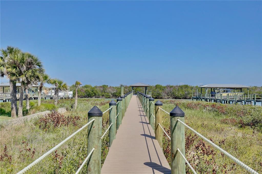 En Venta: $850,000 (0.54 acres)