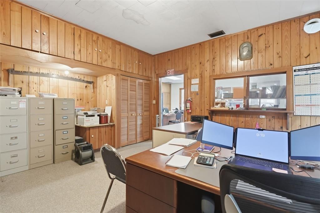 For Sale: $2,000,000 (0 beds, 0 baths, 10215 Square Feet)